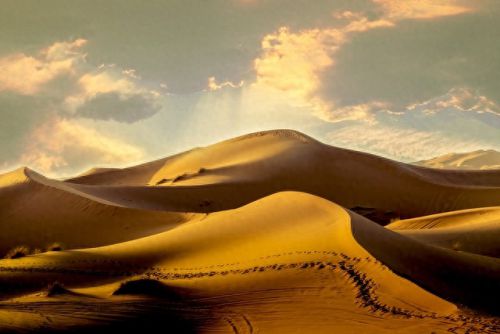 中国十大最美沙漠排名(中国最出名的十个沙漠)插图2